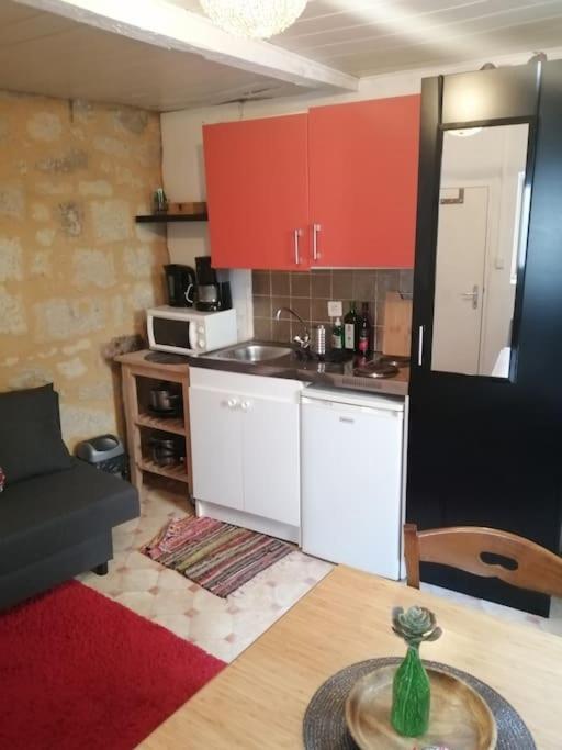 Petit Studio Au Coeur D'Uzes公寓 外观 照片